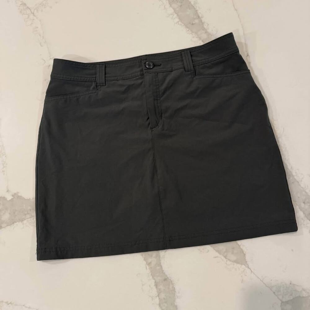 Eddie Bauer Adventure 2.0 Athletic Skort Skirt Women's 10 Gray Gorpcore Outdoors